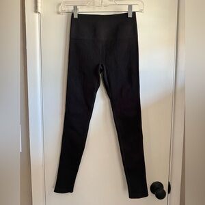 Fabletics Black Seamless Ribbed High-Waisted Leggings, Size Small